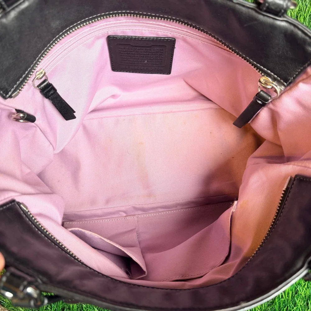 Coach Parker Pleated Tote Black Leather Shoulder Bag F13759 - Picture 6 of 9